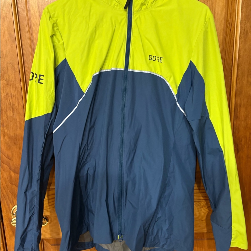 GoreTex Windbreaker Jacket in Blue and Yellow